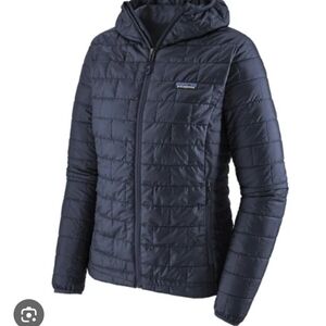 Patagonia Women's Navy Hooded Jacket